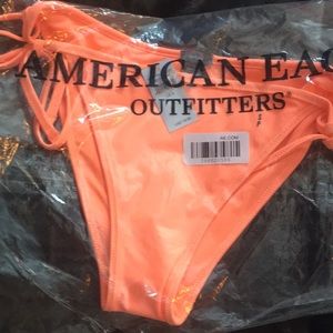 Still packages bikini bottoms